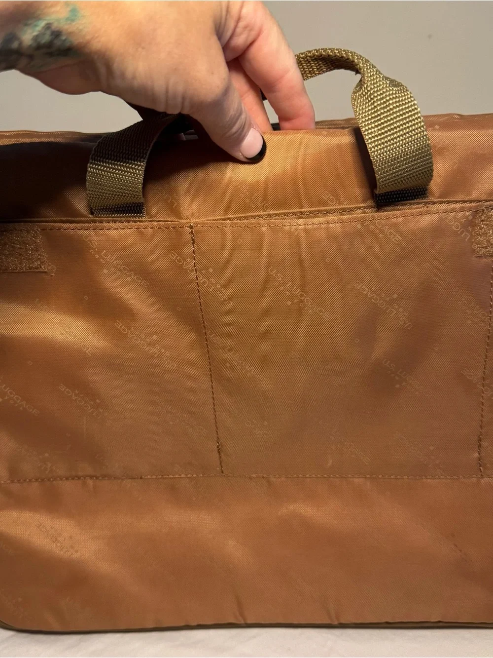 N/A tan sleeve tote